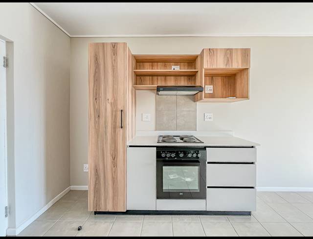 1 BEDROOM APARTMENT TO LET IN BALLITO CENTRAL